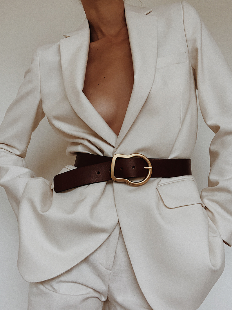 Belted Suit_01